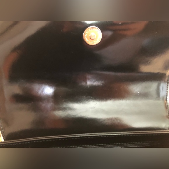 SOLD Givenchy Very Rare Vintage Black Patent Top Handle 4G Handbag - Picture 16 of 17